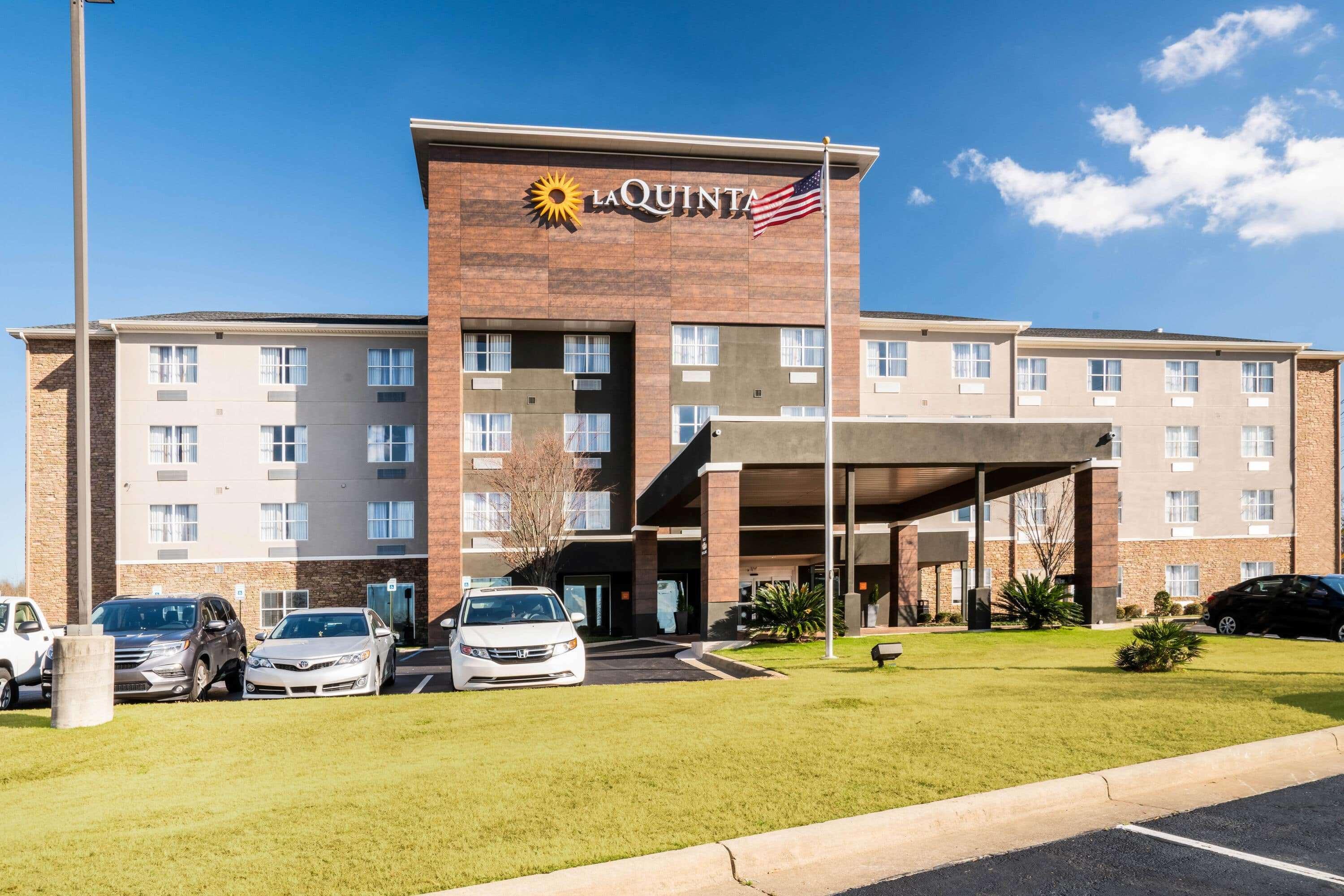 La Quinta By Wyndham Montgomery Exteriör bild